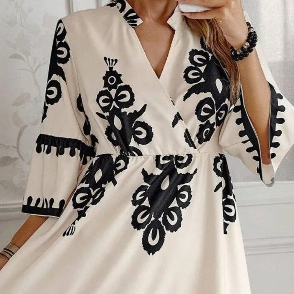 Printed Half Sleeve Knee Length Dress - Picture 5 of 10